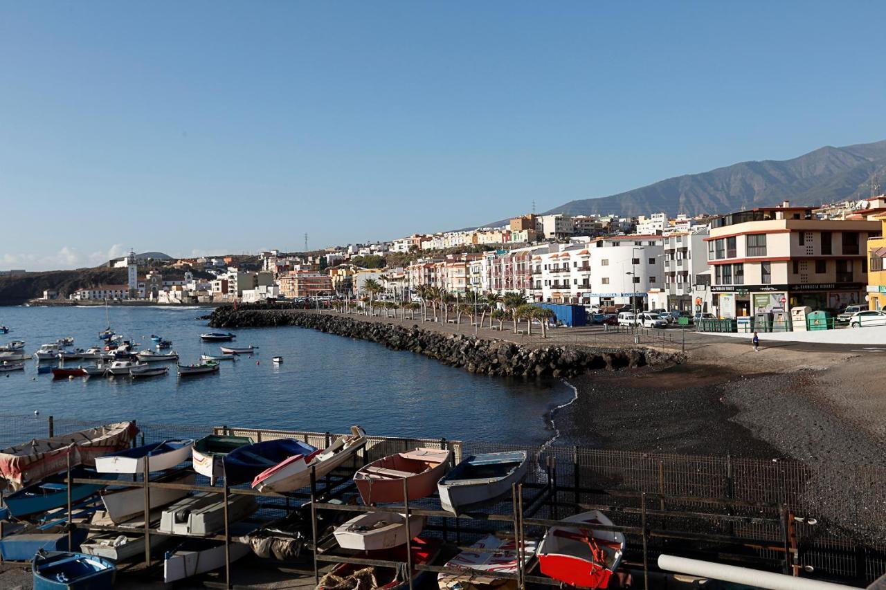 Apartamento Frente Al Puerto De Candelaria A 20 Metros De La Playa. Buitenkant foto