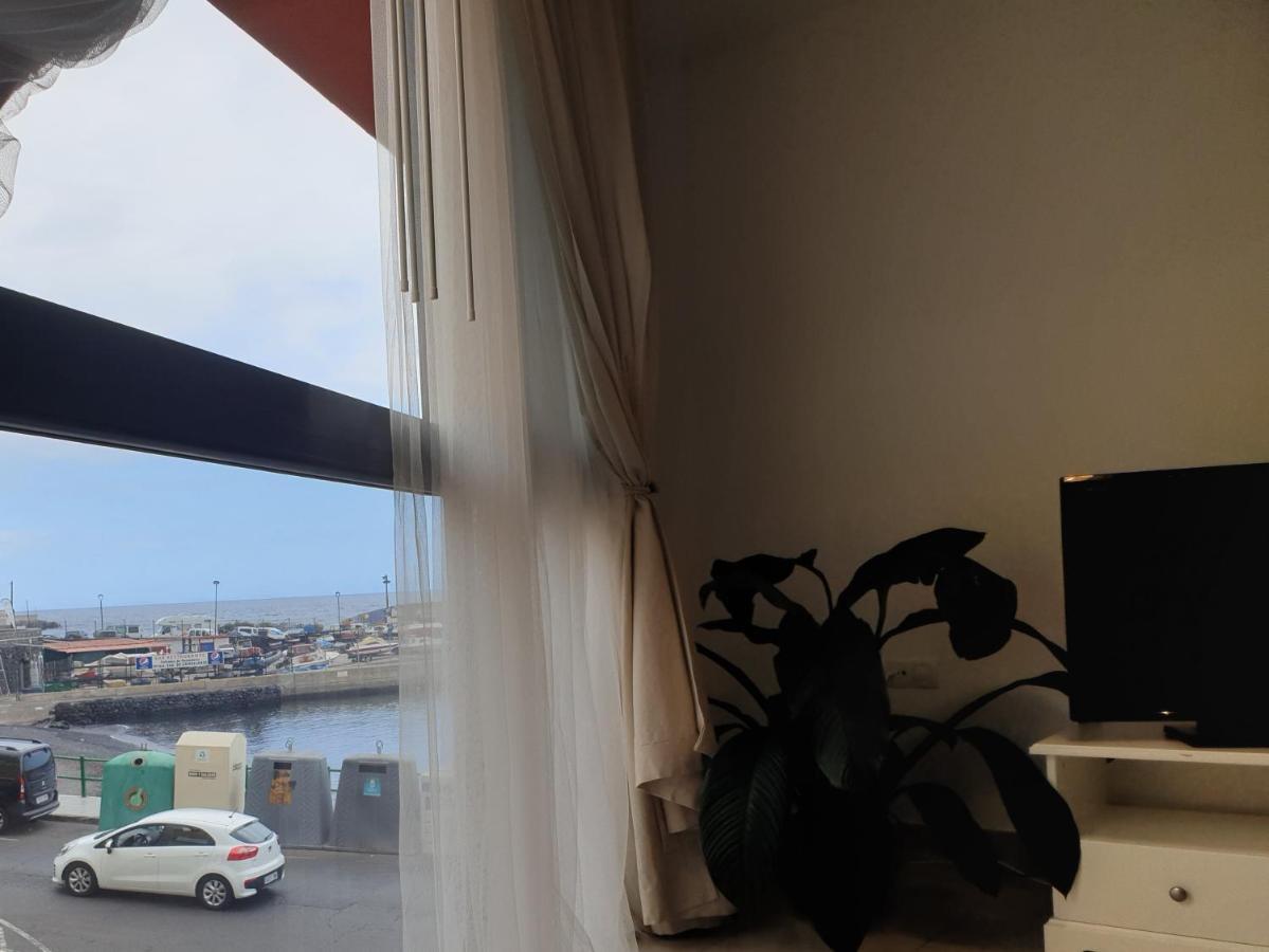Apartamento Frente Al Puerto De Candelaria A 20 Metros De La Playa. Buitenkant foto