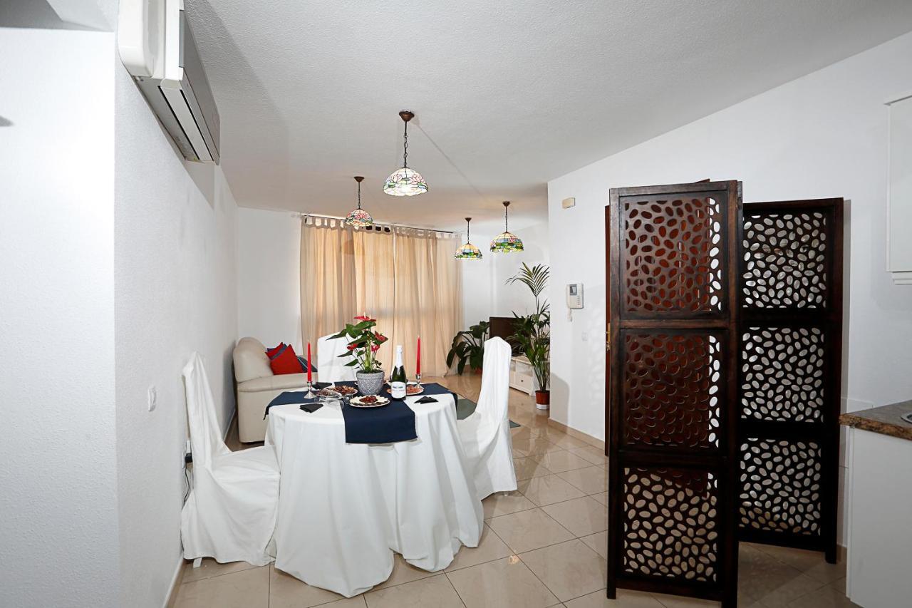 Apartamento Frente Al Puerto De Candelaria A 20 Metros De La Playa. Buitenkant foto